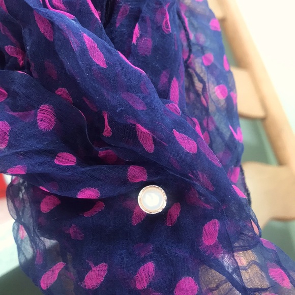 9 pairs of decorative pins bundle - Picture 9 of 13